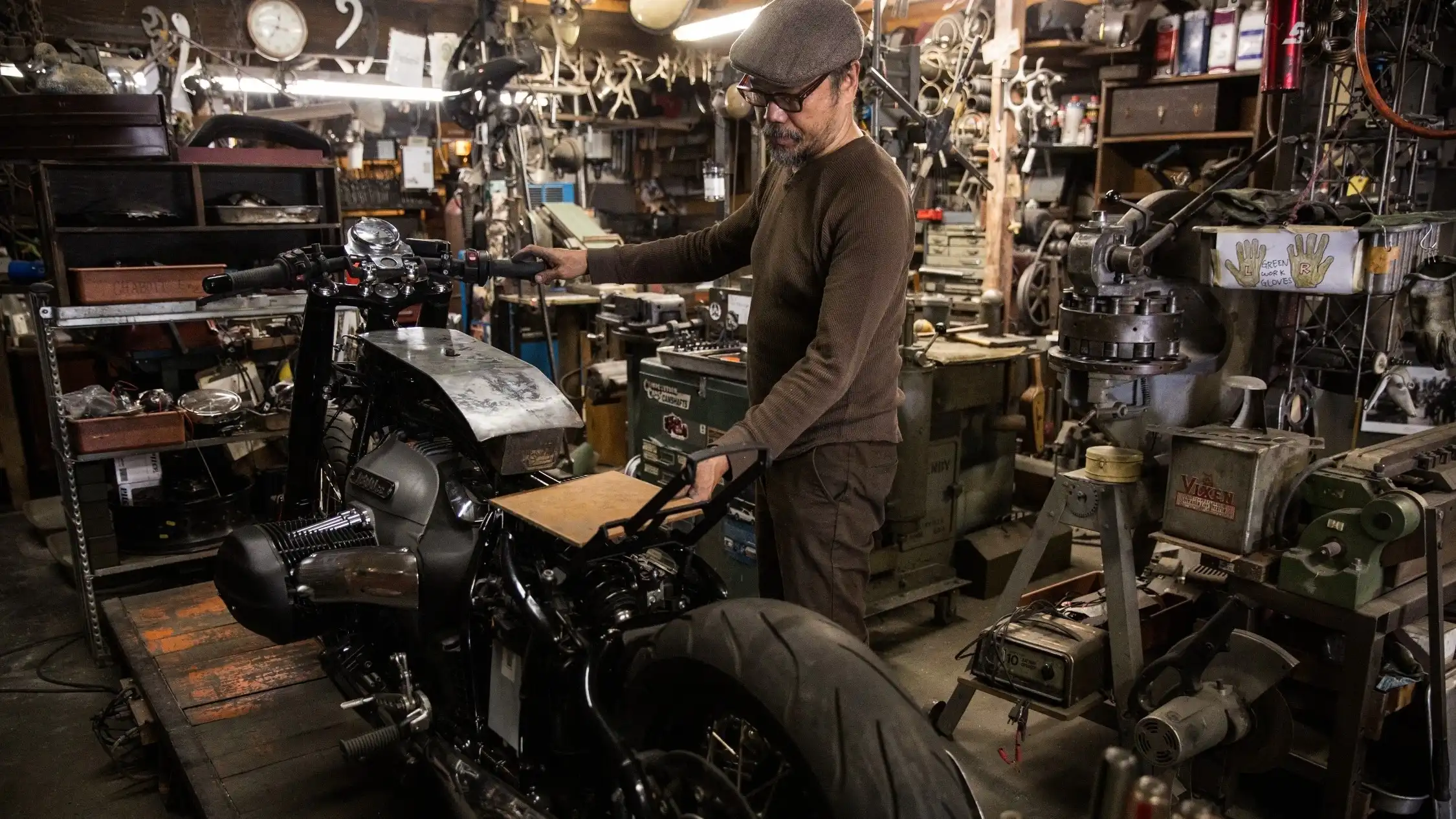 BMW Motorrad представляет новый байк серии SoulFuel: BMW R 18 «The Wal» от Синья Кимуры.